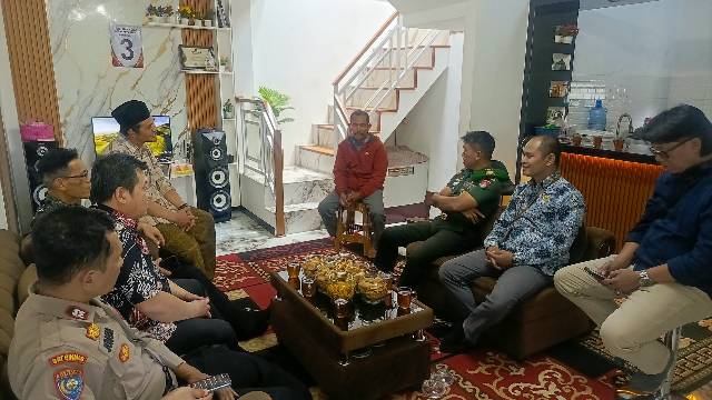 jelang-pilkades-kecamatan-kejajar-bersama-danramil-dan-kapolsek-lakukan-pemantauan-ke-sejumlah-calon-kepala-desa